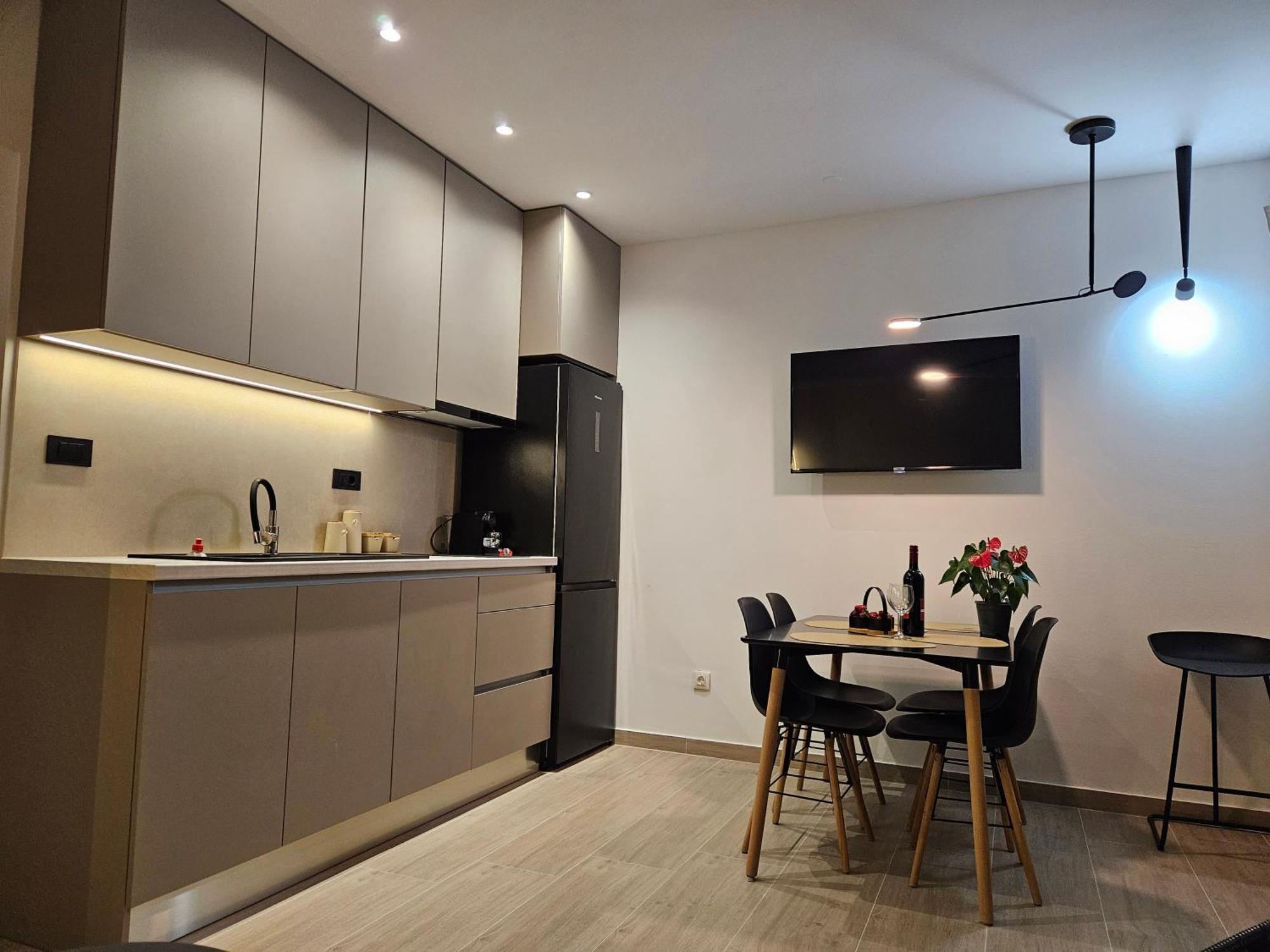 Charming Seaside Apartments Noa & Jakov, Zaboric Sibenik Bagian luar foto